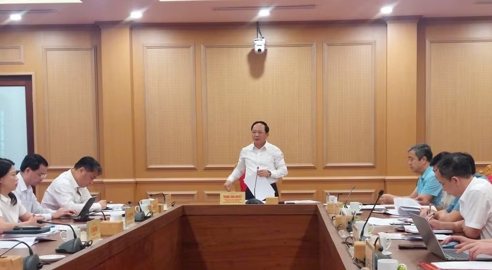Công bố quyết định kiểm tra, giám sát đối với các Ban Thường vụ Tỉnh ủy Cao Bằng và Tuyên Quang