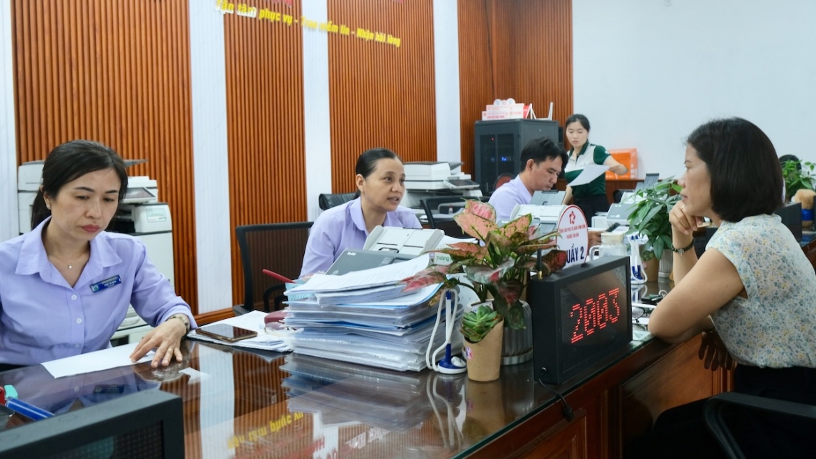 Cải cách thủ tục hành chính tại TP.HCM: Hướng về người dân để phục vụ