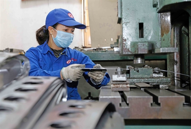 vietnam s economy expected to grow 11 in 2027 picture 1