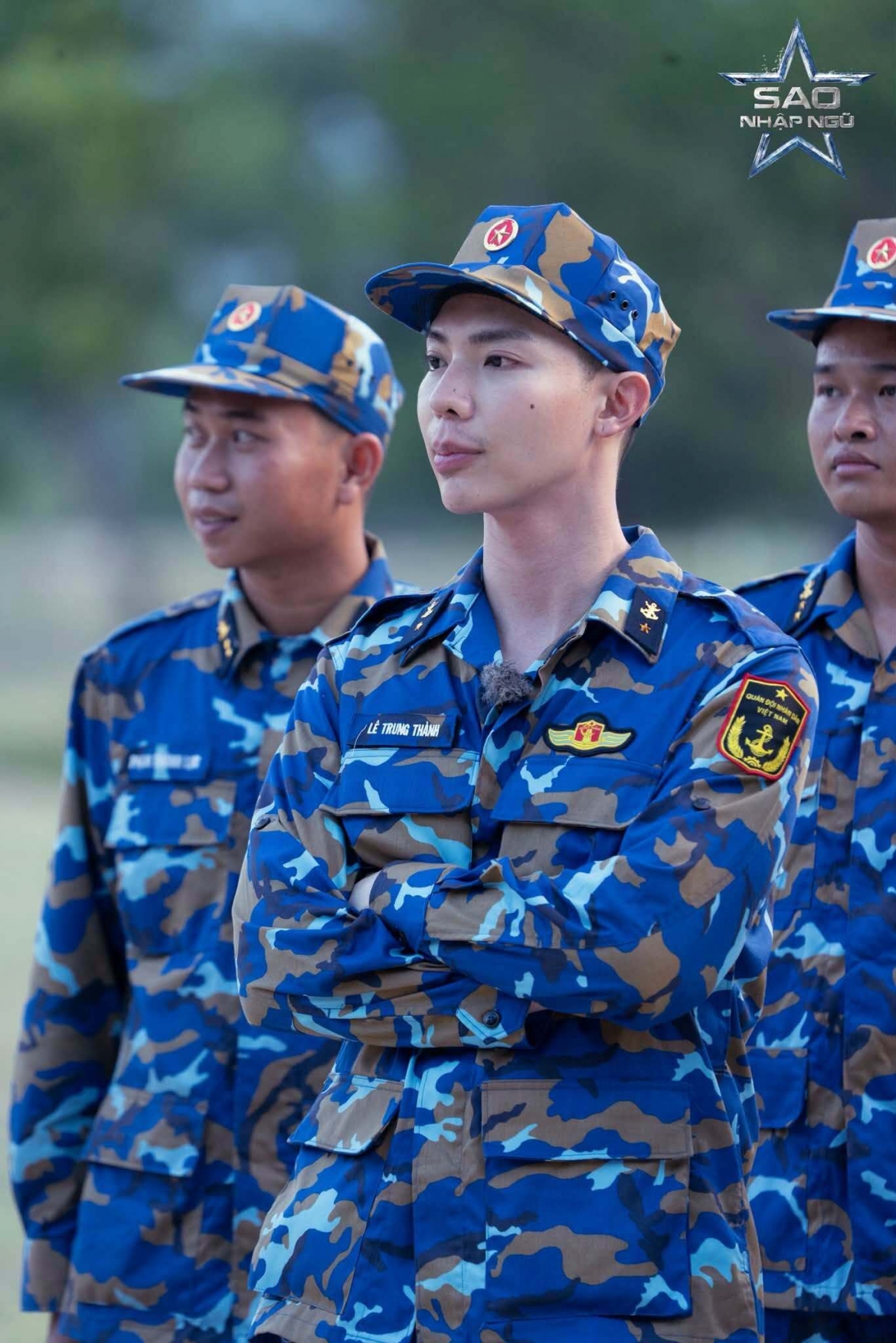 bi phan ung sau sao nhap ngu, erik cong khai xin loi khan gia hinh anh 1