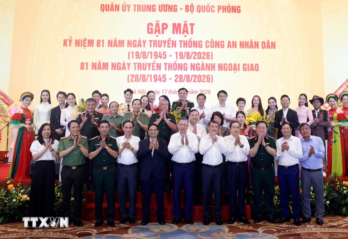 tong bi thu, chu tich nuoc to lam du buoi gap mat ky niem ngay truyen thong cand va nganh ngoai giao hinh anh 1