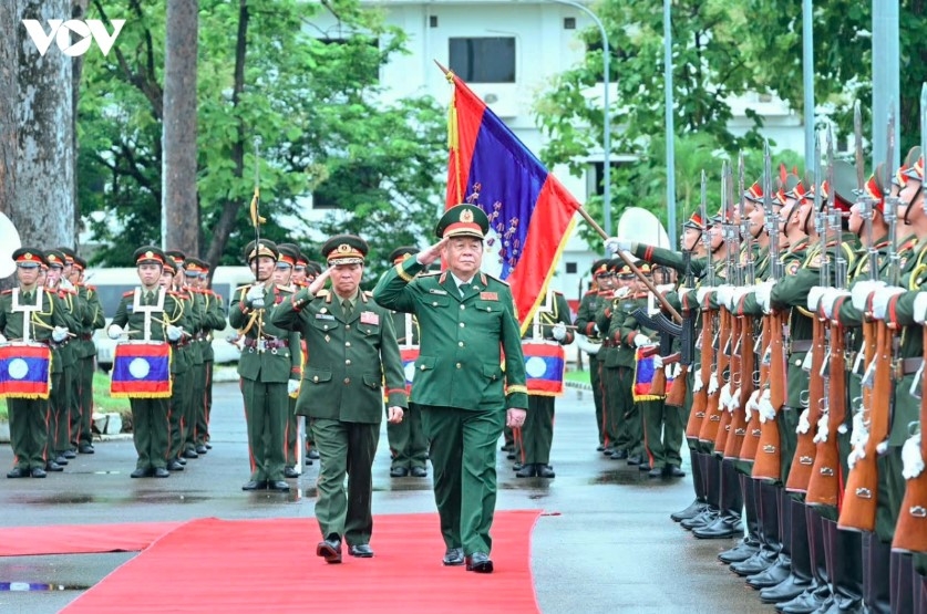 senior vietnamese military official pays courtesy call on lao leaders picture 2