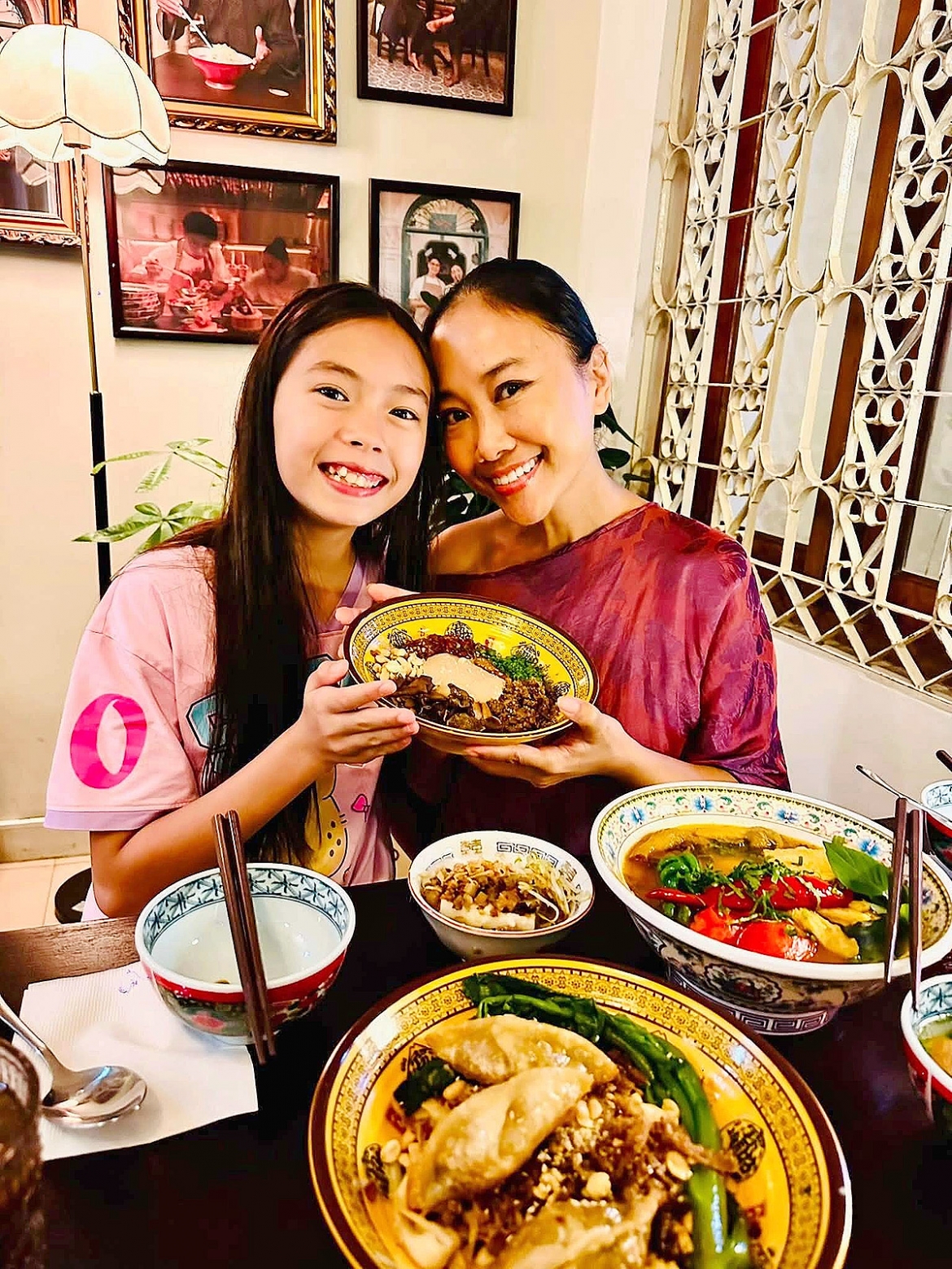 sao viet 11-8 phuong trinh jolie chi hon 160 trieu dong nang cap vong mot hinh anh 11
