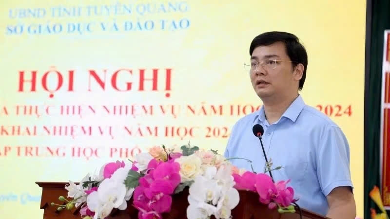 tam dinh chi cong tac giam doc so gd Dt tuyen quang vu Dinh hung hinh anh 1