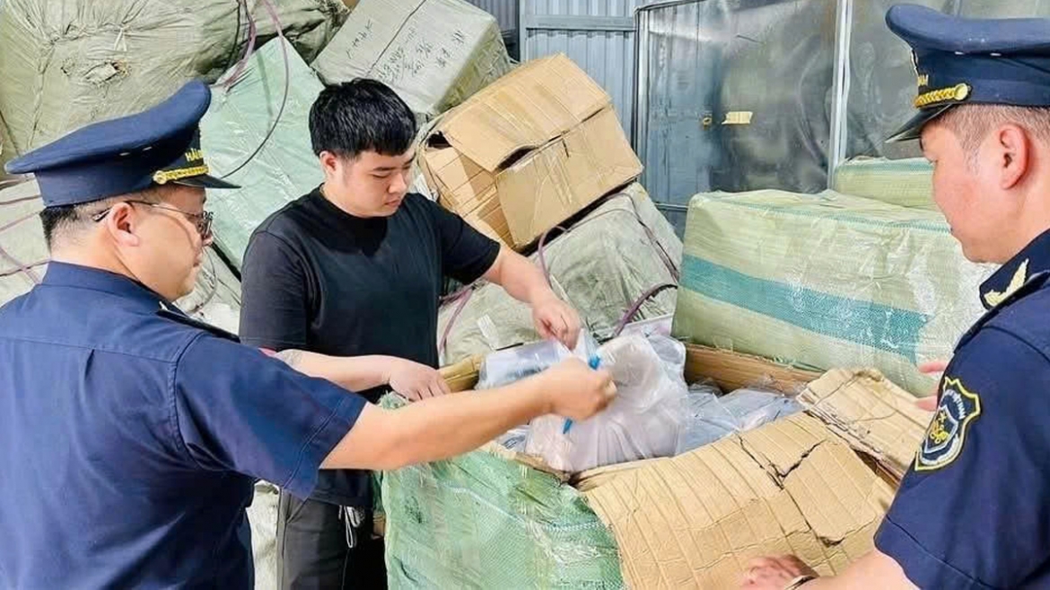 hai quan huong dan xu ly hang nhap khau co ky hieu chua duoc bao ho hinh anh 1