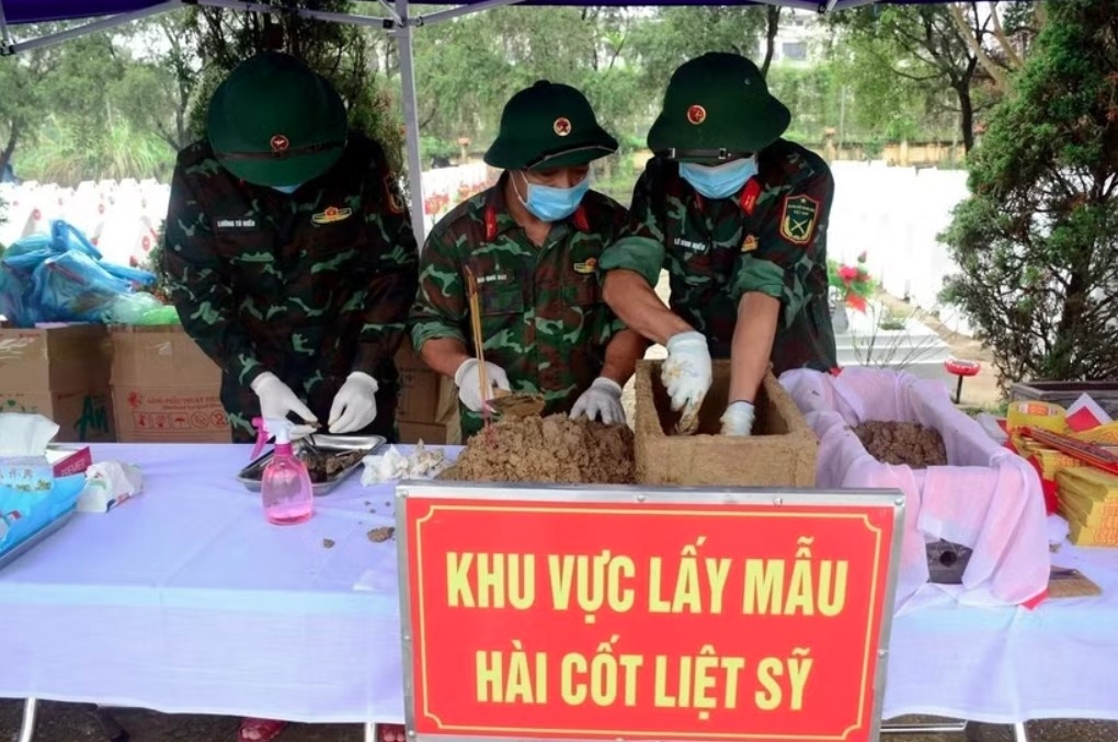 dna testing begins for 1,000 unidentified war martyrs at thanh hoa s ham rong cemetery picture 1