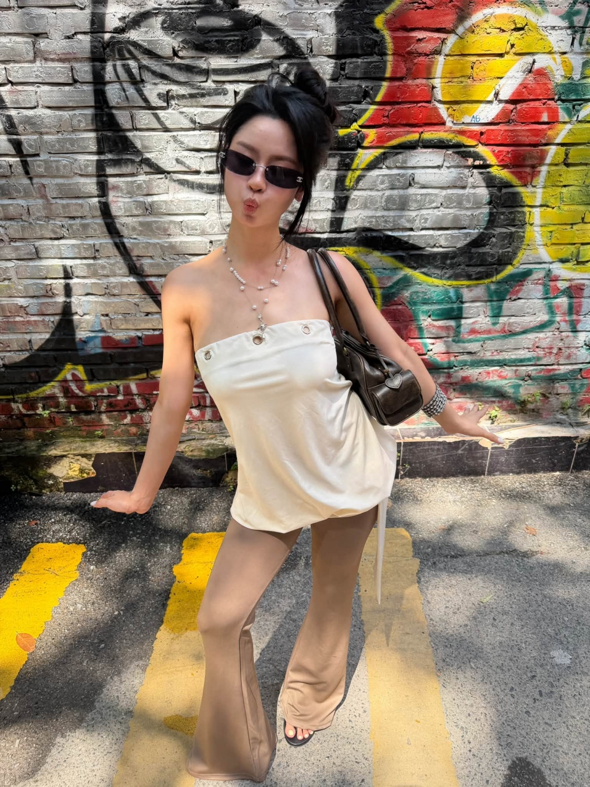 sao viet 10 8 Dinh manh ninh ca khia trinh thang binh, khien fan thich thu hinh anh 5