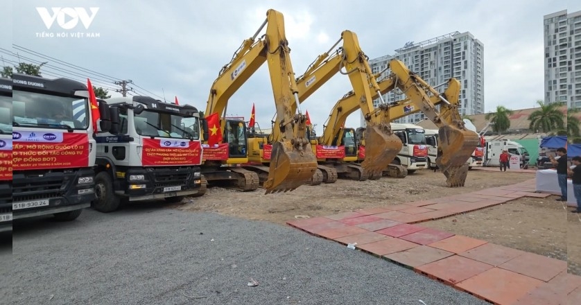 hcm city, da nang break ground on major infrastructure, industrial projects picture 2