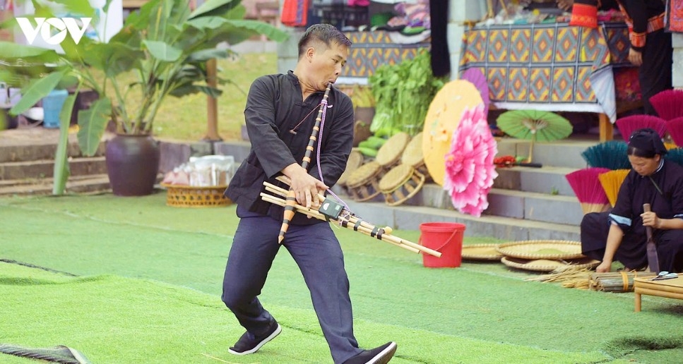 highland market fair opens in hanoi to celebrate national day picture 11
