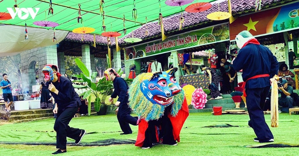 highland market fair opens in hanoi to celebrate national day picture 12