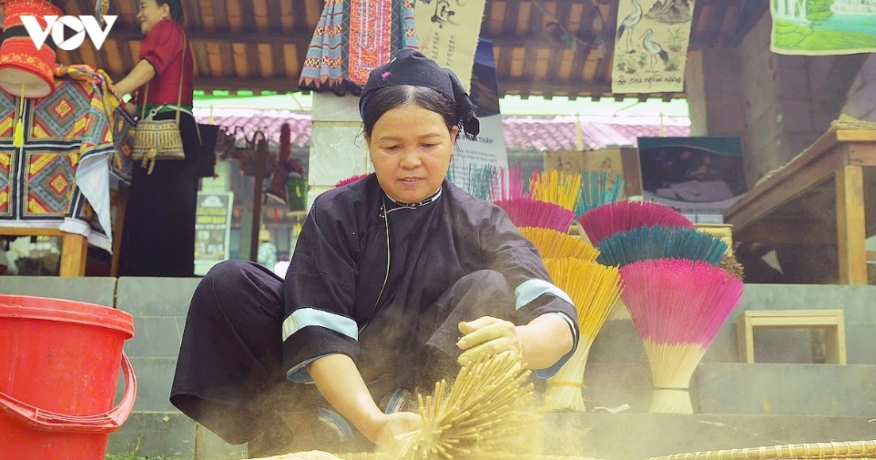 highland market fair opens in hanoi to celebrate national day picture 6