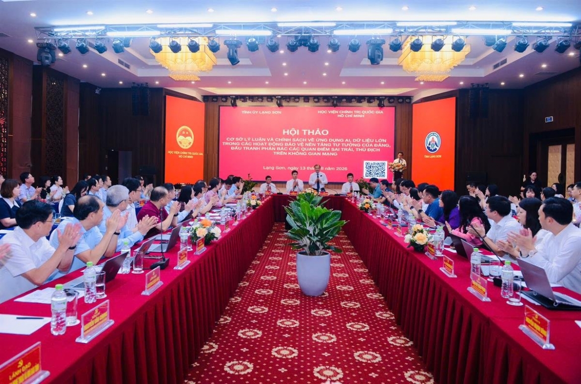 chu dong bao ve nen tang tu tuong cua Dang tren khong gian mang hinh anh 2