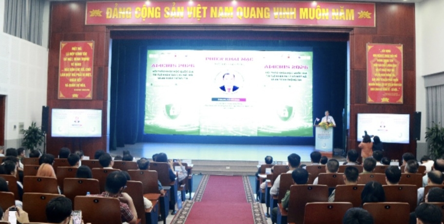 lam chu ai de dam bao an toan thong tin tren khong gian mang hinh anh 1