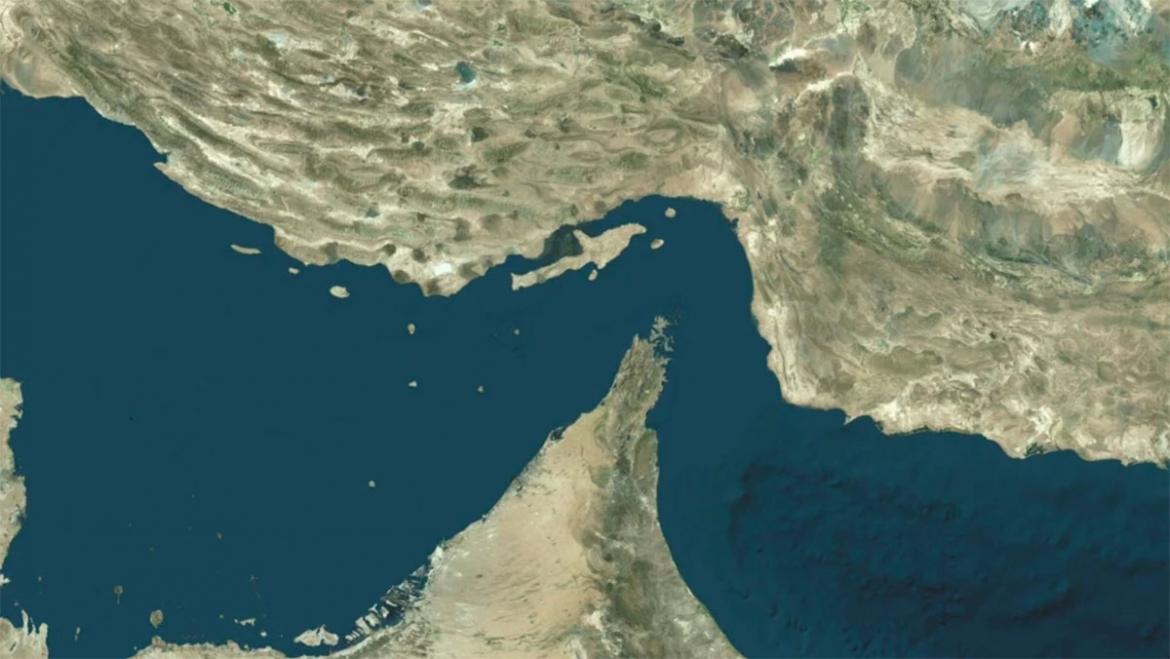 iran hien khong thao luan ve viec ap phi doi voi cac tau di qua eo bien hormuz hinh anh 1