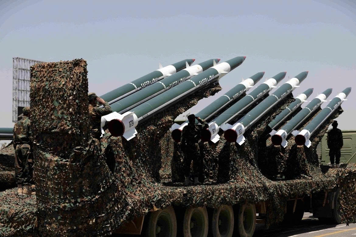 houthi tan cong yemen, tap kich nha may dau saudi arabia hinh anh 1