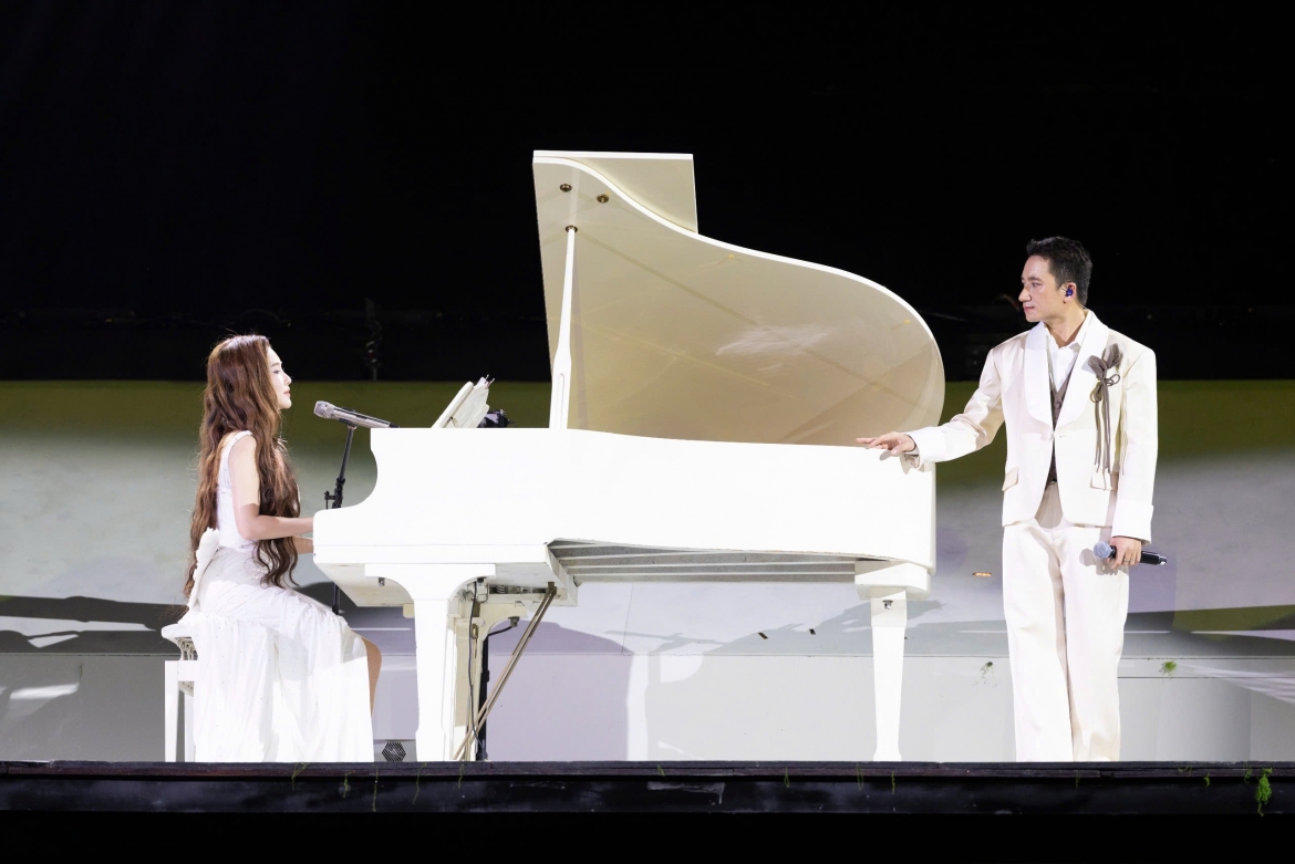 thu minh xuat hien bat ngo, song ca cung huong tram trong concert phao cuu sinh hinh anh 8