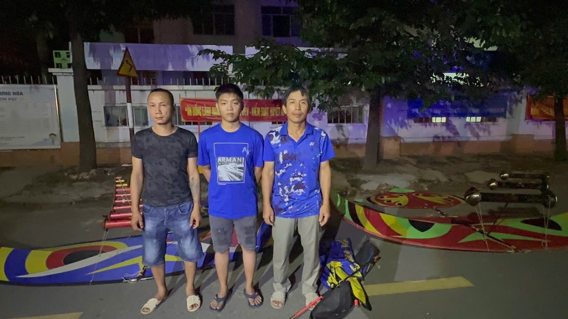 tha dieu gan san bay tan son nhat, 3 nguoi bi trieu tap hinh anh 1