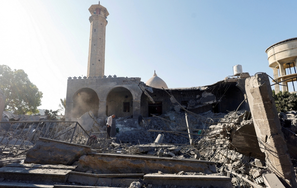 israel tiep tuc tan cong gaza, 9 nguoi palestine thiet mang hinh anh 1