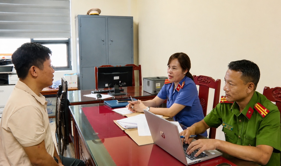 thanh hoa khoi to them 6 bi can trong vu lam gia ho so thi nghiem hinh anh 1