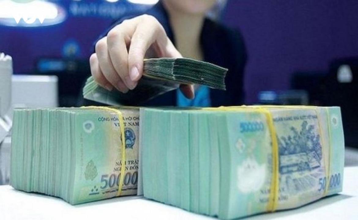 lai suat da ha nhiet , tin dung bat dong san the nao hinh anh 1