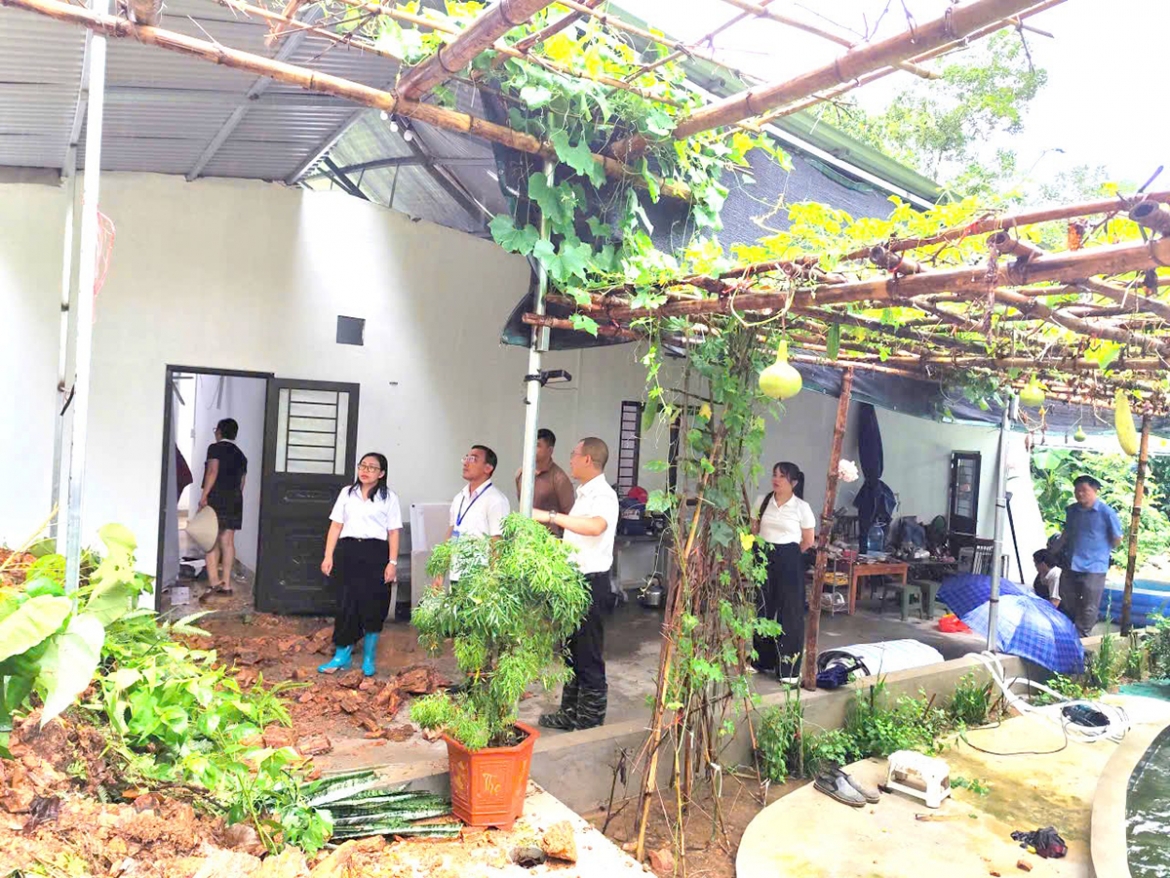 mua lon keo dai tai lao cai gay ngap ung va sat lo hinh anh 5