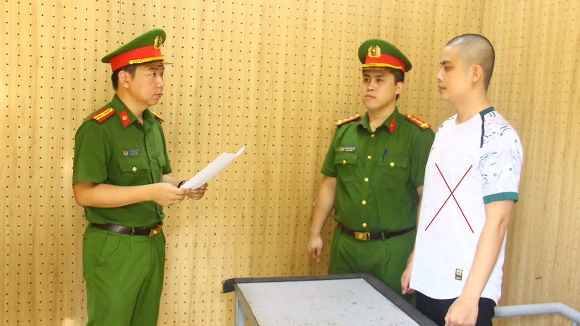 26 tuoi, tao vo boc doanh nhan thanh dat de lua dao hang ty dong hinh anh 1