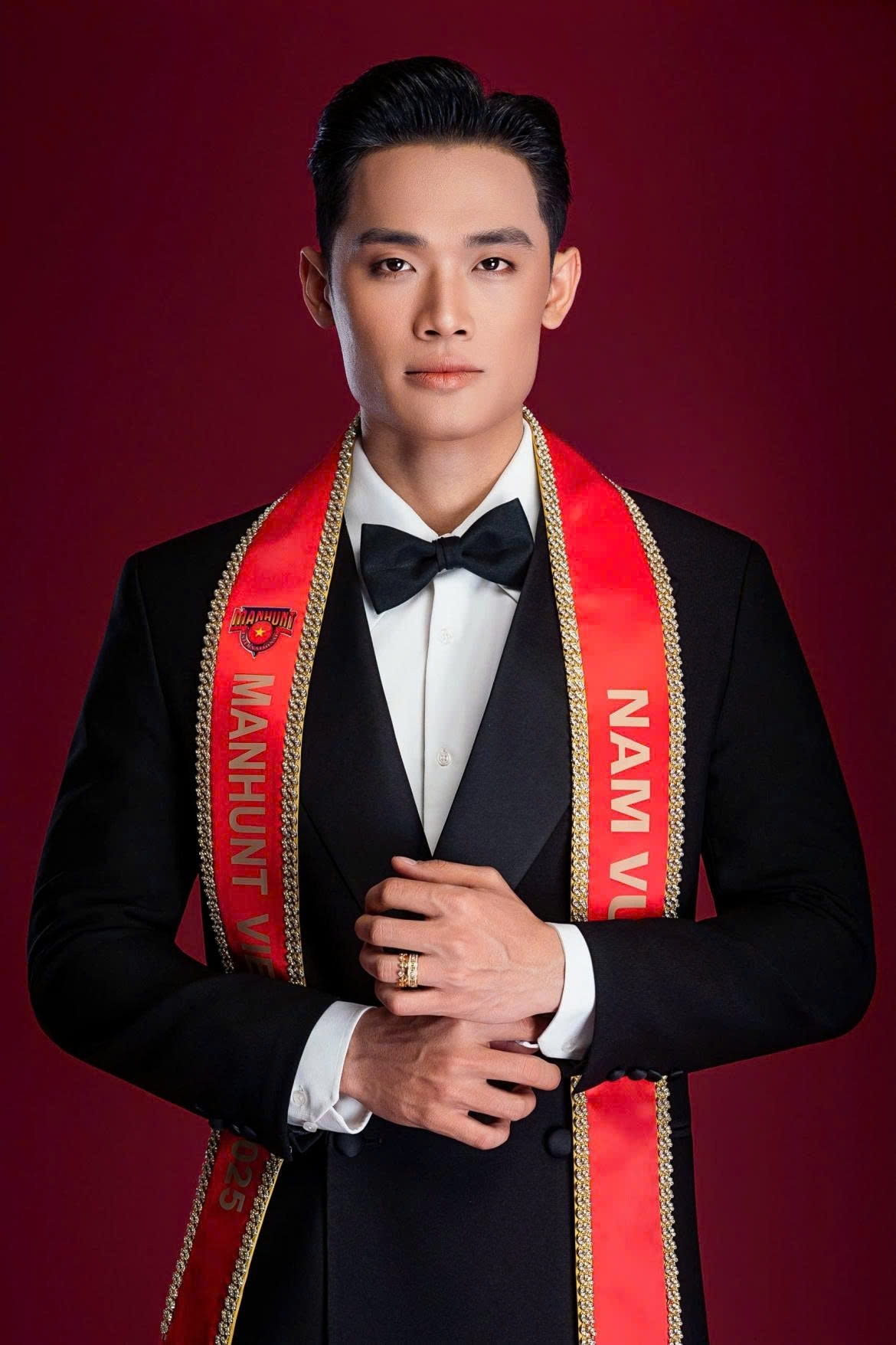 1.86m-tall model to represent vietnam at manhunt international 2026 picture 1