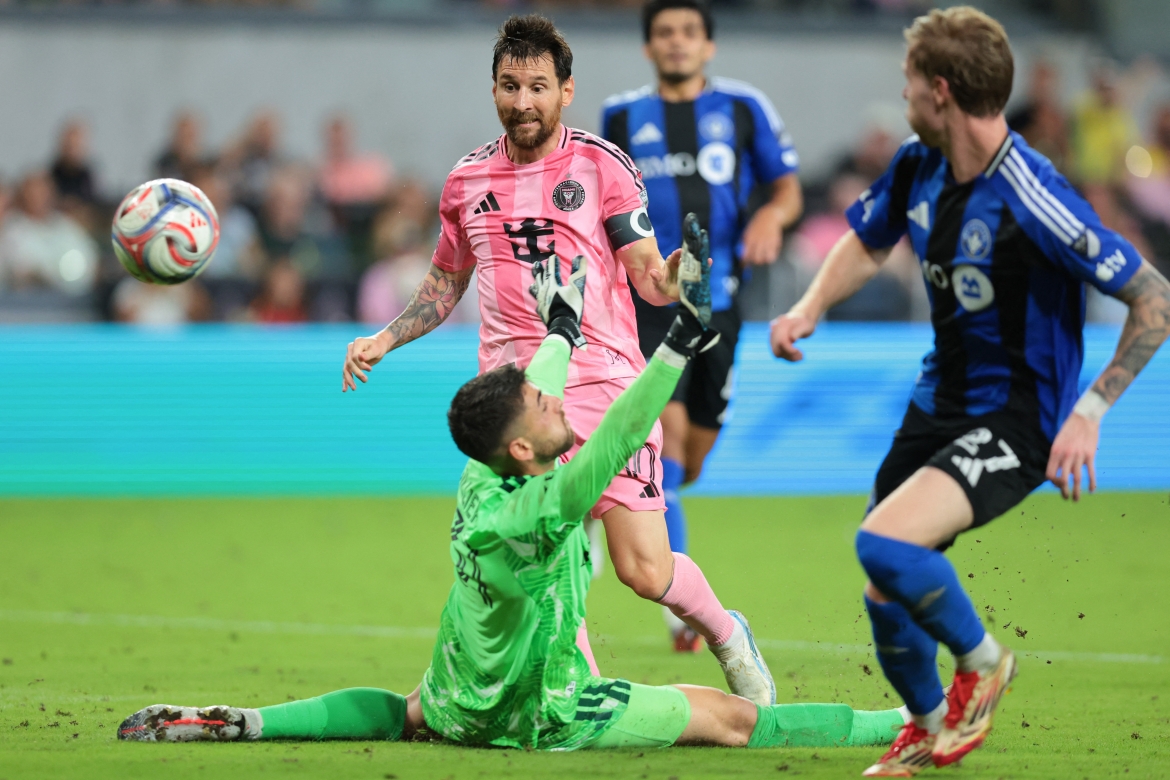messi ghi 4 ban, inter miami gianh chien thang kho tin tai mls hinh anh 2