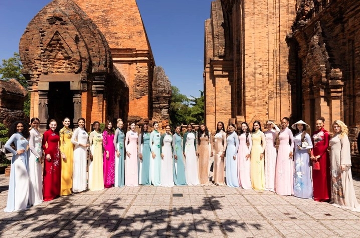 miss world 2026 contestants explore khanh hoa s cultural, tourist attractions picture 1