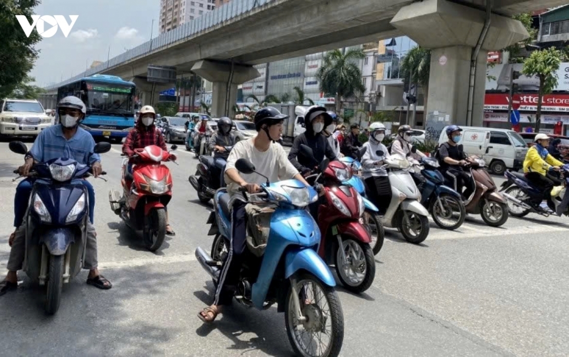 nang nong tiep dien o trung bo, co noi tren 36 c hinh anh 1
