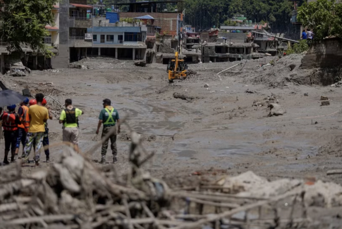 vietnamese citizen missing in nepal disaster picture 1