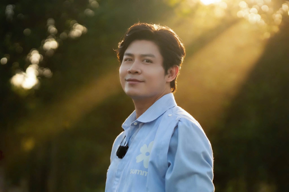 sao viet 10 8 Dinh manh ninh ca khia trinh thang binh, khien fan thich thu hinh anh 18