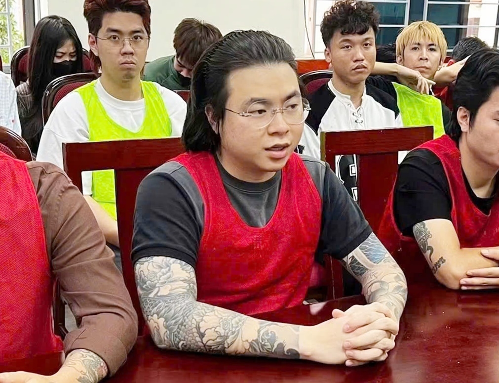 khoi to tiktoker pham tuan va 9 bi can hinh anh 1
