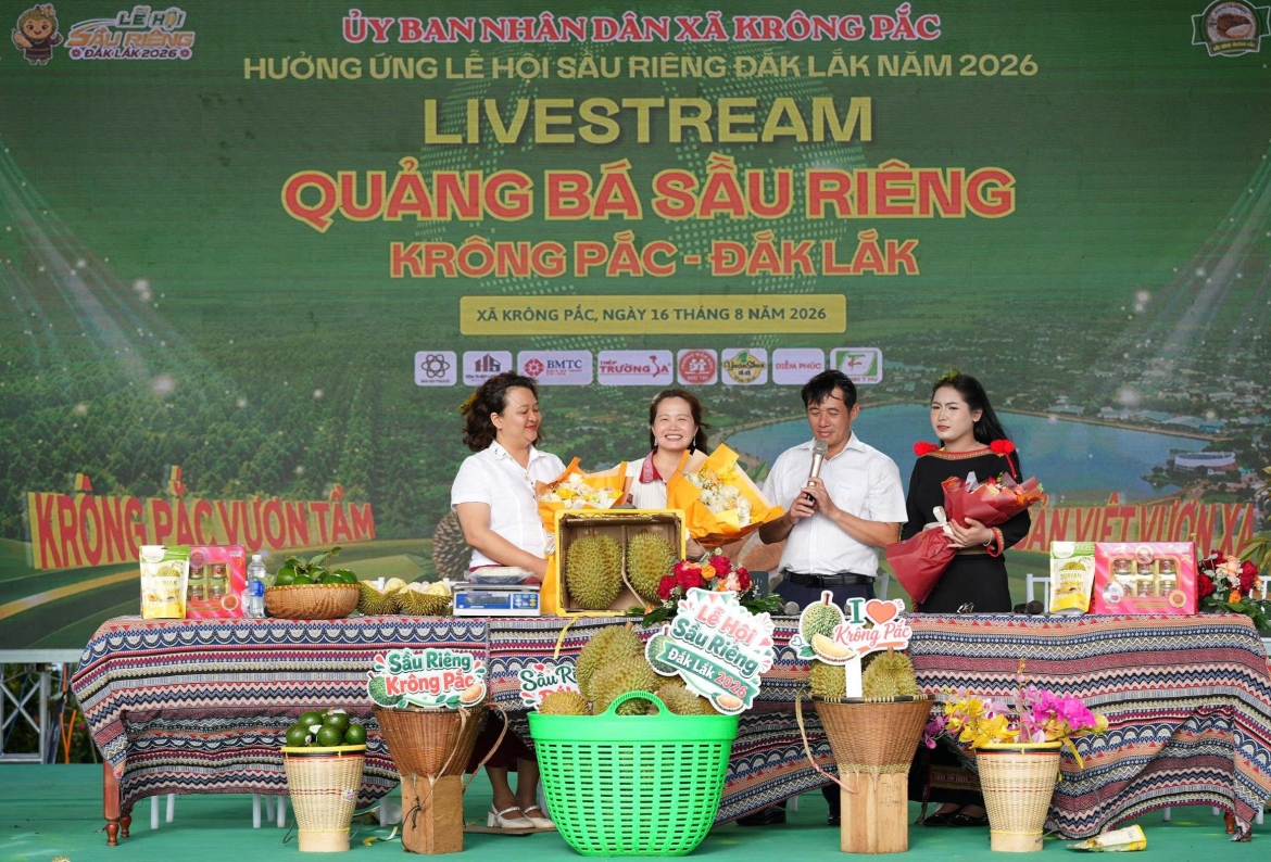 thu gan 3 ty dong sau cac phien livestream ban hang tai le hoi sau rieng hinh anh 1