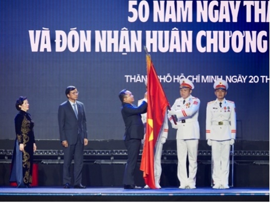 vinamilk don nhan huan chuong Doc lap hang nhat tai dau moc 50 nam hinh anh 2