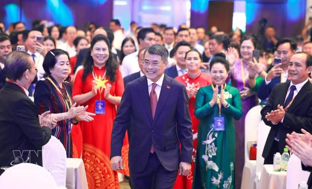 smes must become solid foundation, steady pipeline for larger enterprises pm picture 1