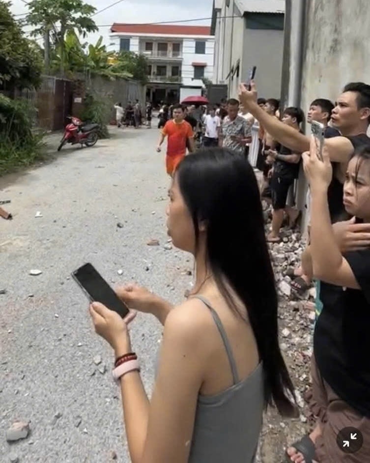 vu no lon tai nha tro o phu tho 1 nguoi tu vong, 3 nguoi bi thuong hinh anh 2
