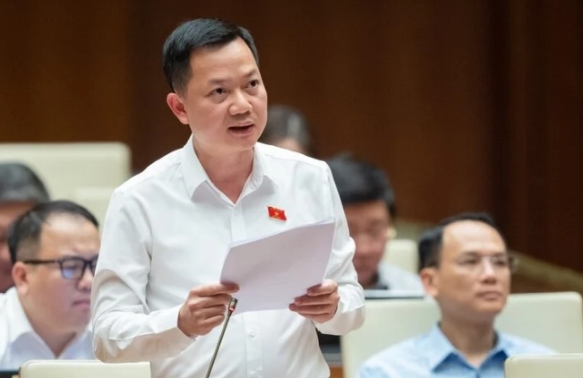 Dbqh de xuat siet dong tien, ngan thao tung gia tren thi truong bat dong san hinh anh 2