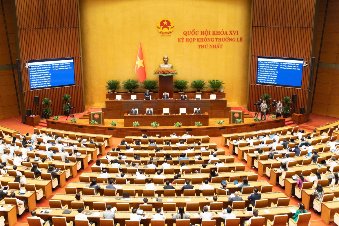bo truong tran hong minh se dung thue, tin dung de kiem soat dau co bat dong san hinh anh 1