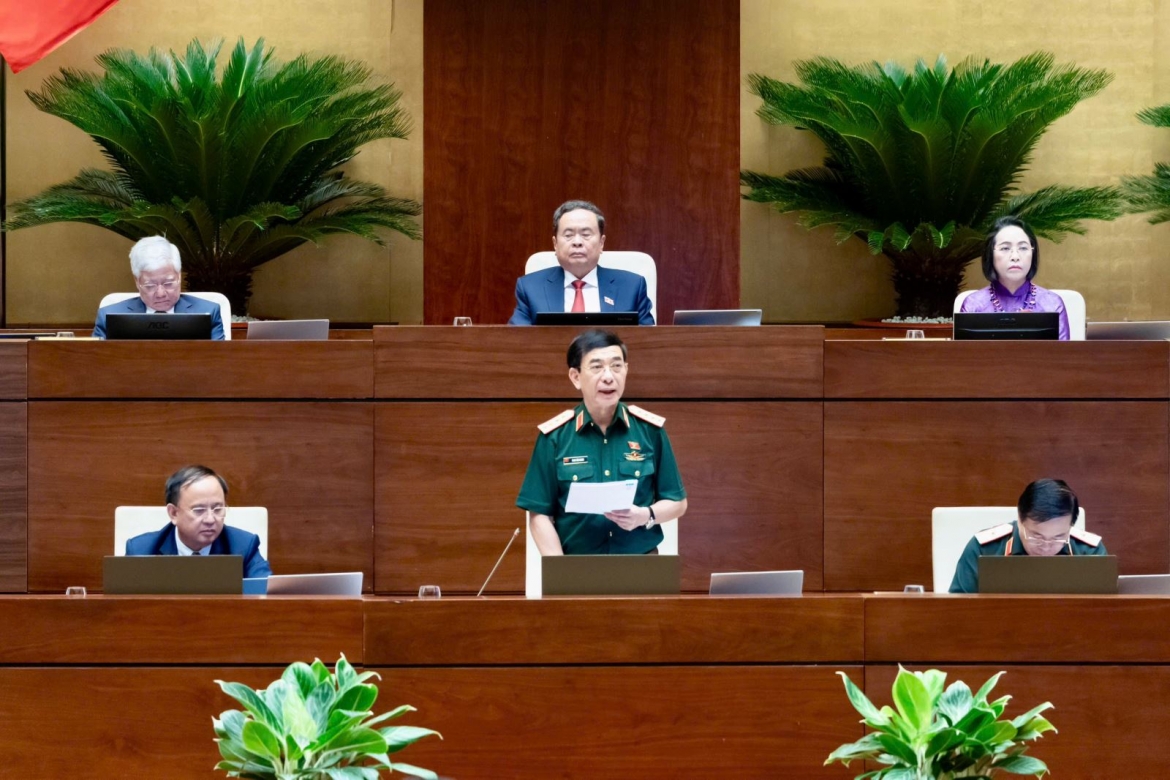 De xuat tang tuoi nghi huu si quan quan doi, tuy dac thu tung vi tri hinh anh 4