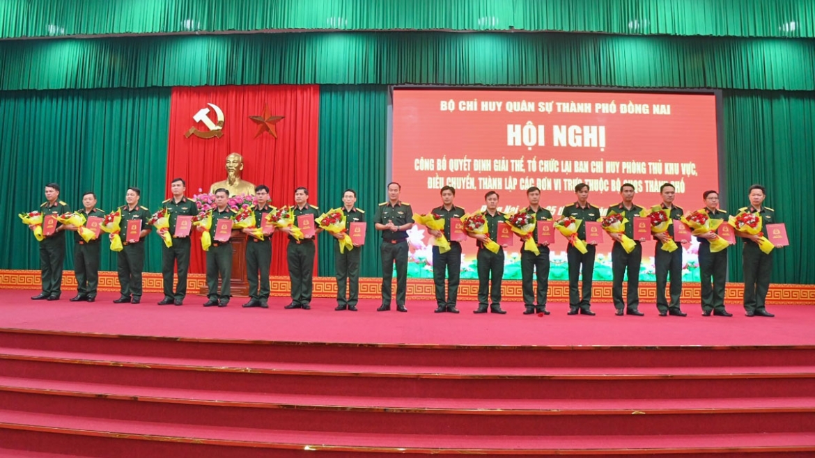 Dong nai thanh lap trung doan bo binh 41 hinh anh 1