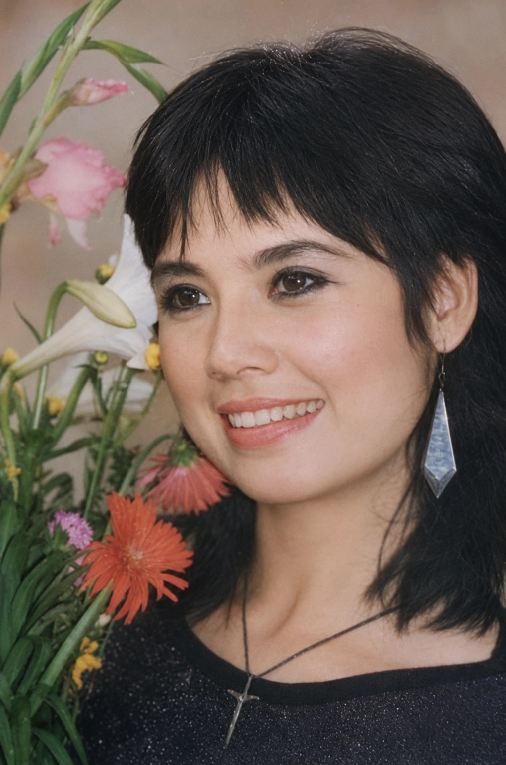 sao viet 3-8 hai ai nu nha quyen linh cung khoe sac hinh anh 4