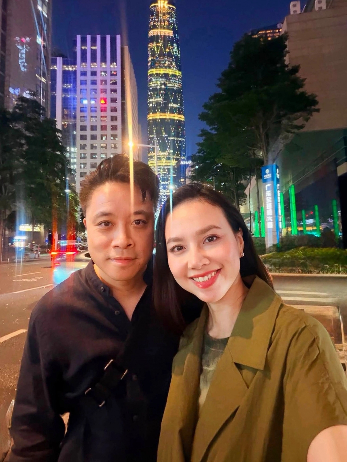 sao viet 12-8 dien mao hien tai cua angela phuong trinh gay ban tan hinh anh 3