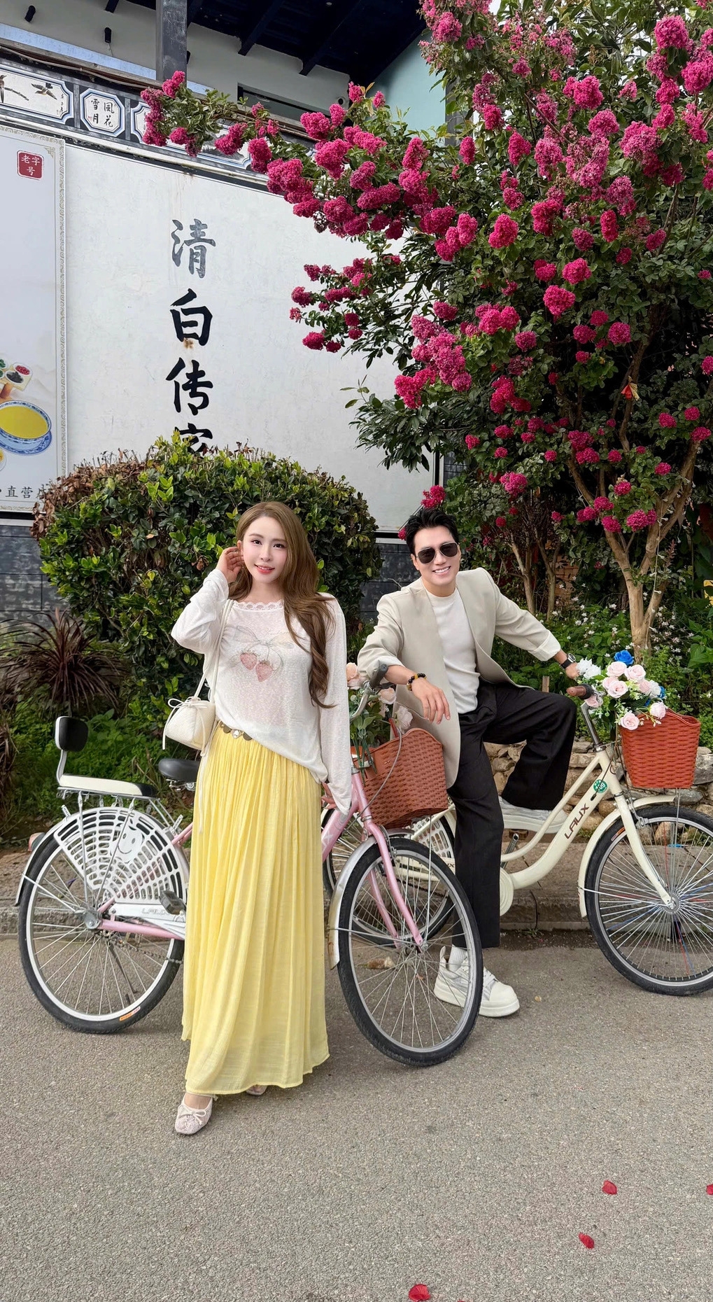 sao viet 12-8 dien mao hien tai cua angela phuong trinh gay ban tan hinh anh 8