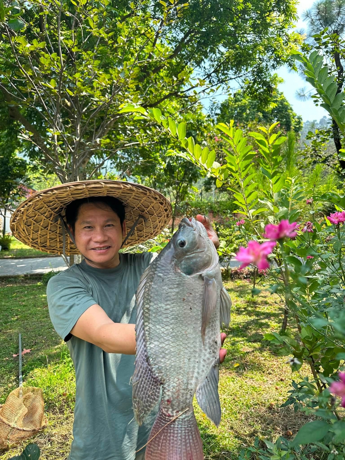 sao viet 12-8 dien mao hien tai cua angela phuong trinh gay ban tan hinh anh 7