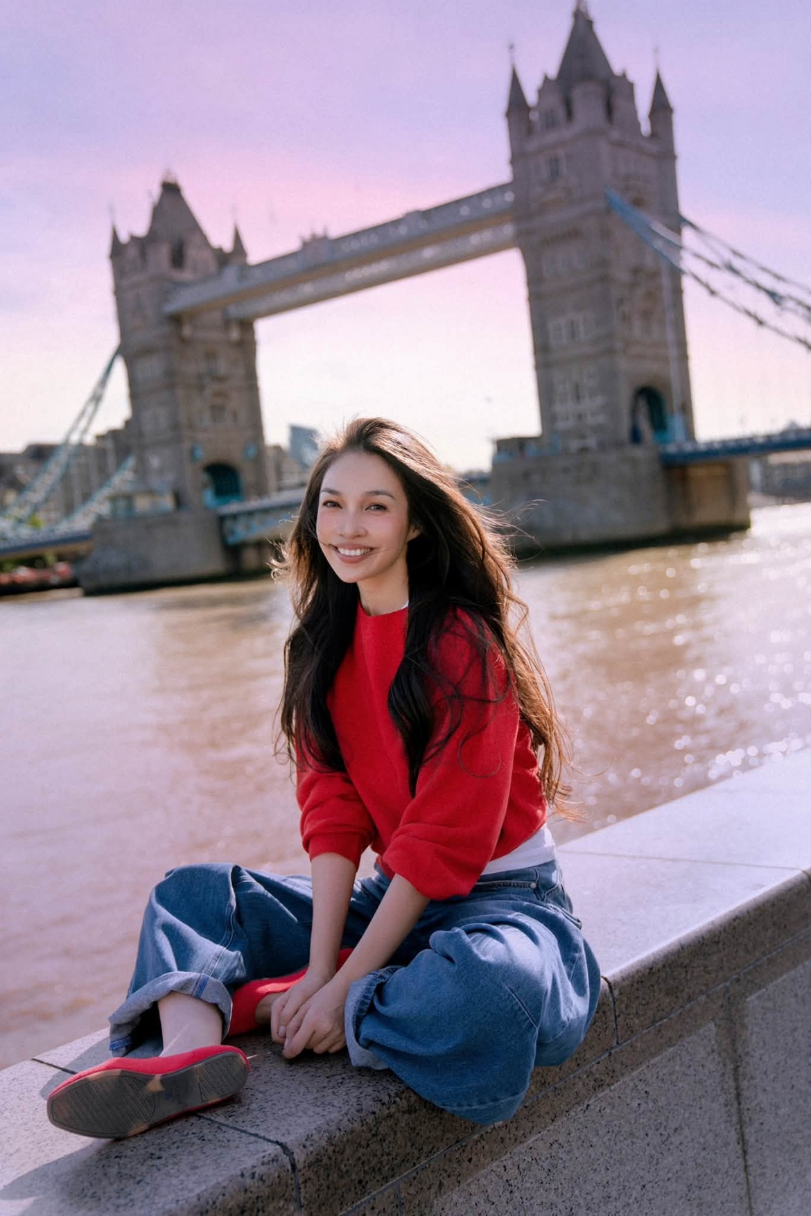 sao viet 8-8 nsnd tu long mua xe hop moi tang ba xa hinh anh 3
