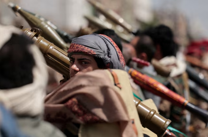 houthi tuyen bo chan 8 tau dau cua saudi arabia hinh anh 1