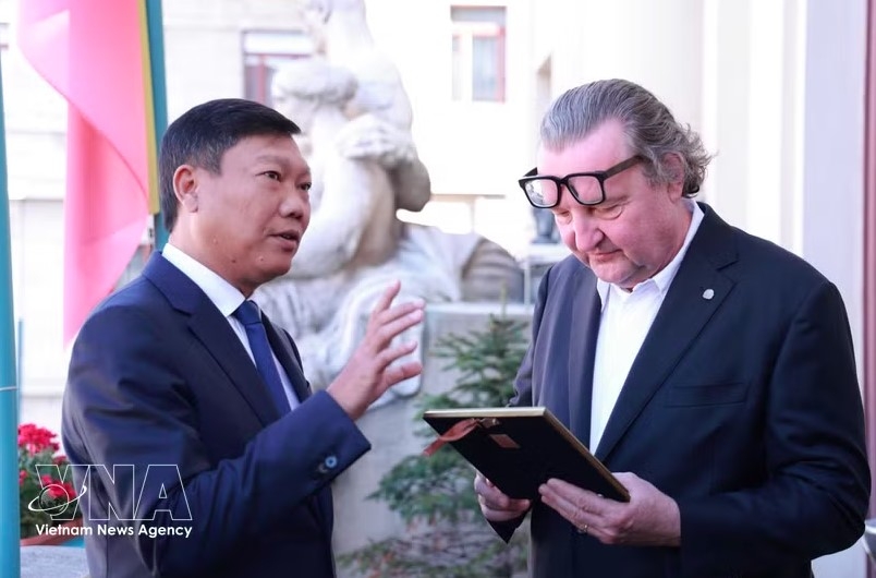 vietnam, czech republic enhance cooperation in urban planning, investment picture 1