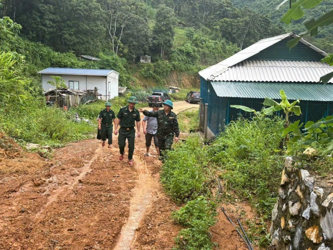 bo doi bien phong thanh hoa khan truong di doi dan khoi vung sat lo hinh anh 5