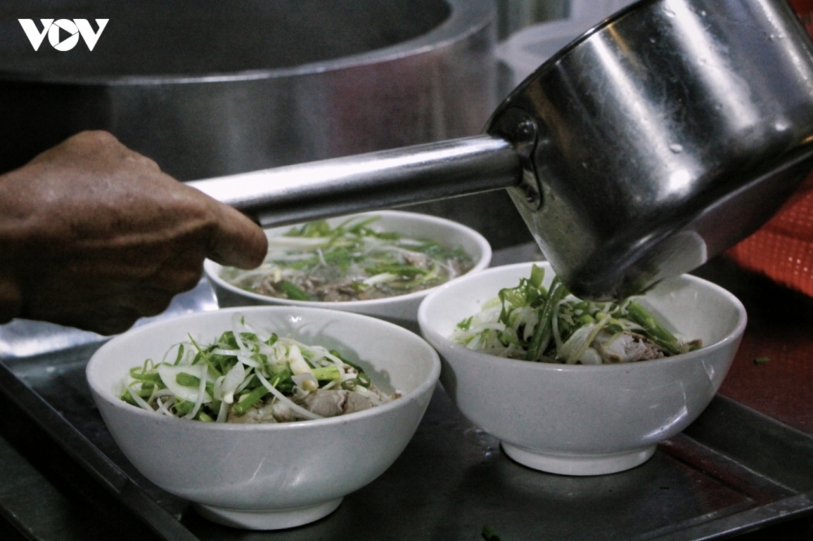 flavours that make ho chi minh city a global street food paradise picture 8